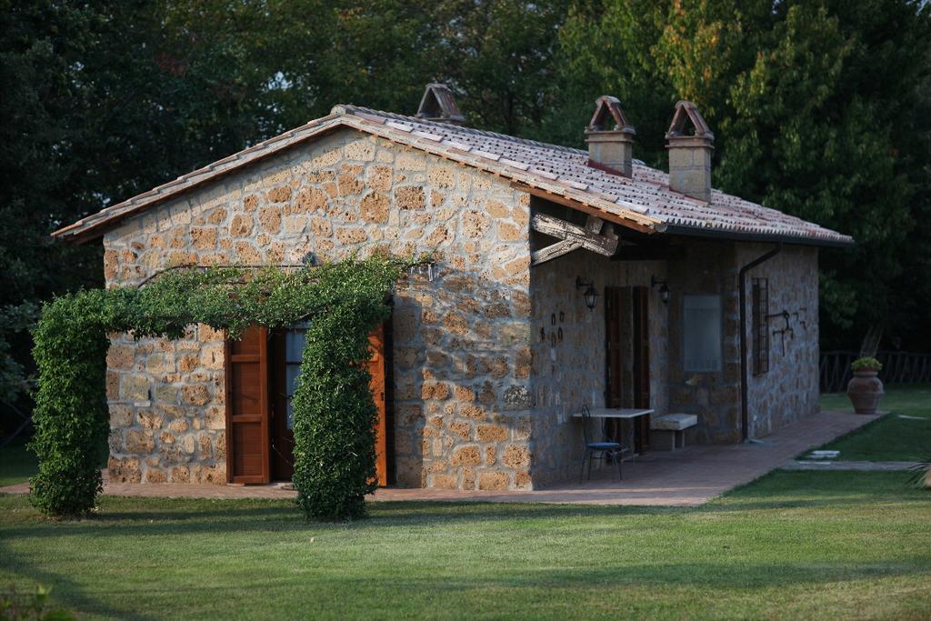 Agriturismo Eco-Bio Villa Vacasio ปีติญาโน ภายนอก รูปภาพ